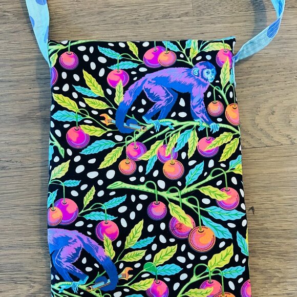 Artisan Made Small Tula Pink Fabric Shoulder Bag - Picture 2 of 5